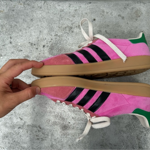 GUCCI X ADIDAS
Leather trainers
38 EU - Picture 3 of 8